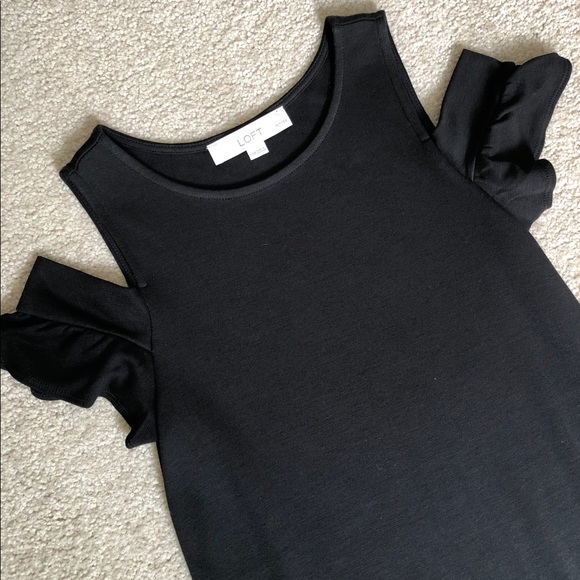 LOFT XXS Petite Black Ruffle Sleeve Top - Picture 3 of 5